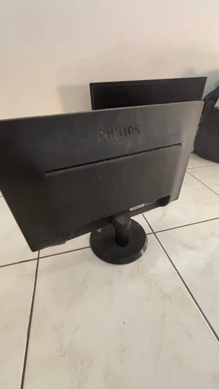 Monitores Philips - Foto 3
