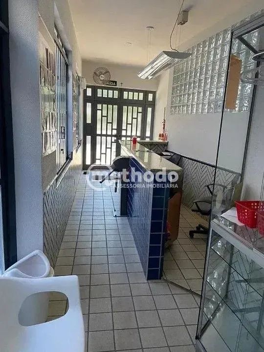 Pédio com 3 pavimentos, com 4 banheiros, escritório - Foto 2