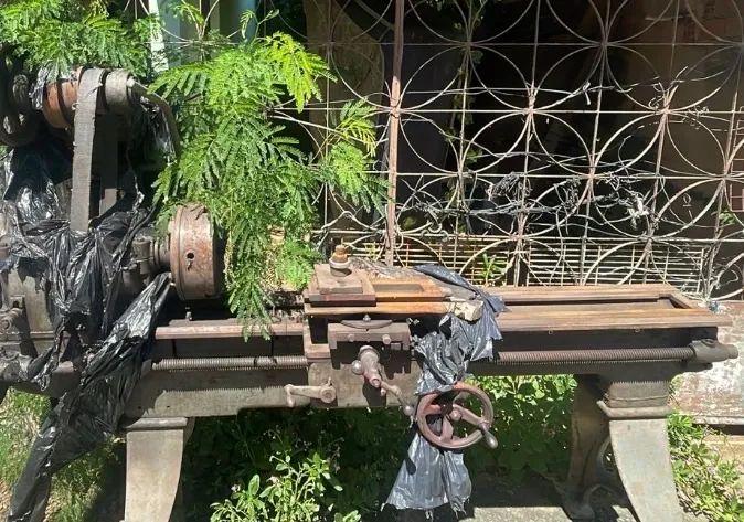 Torno mecânico de correia