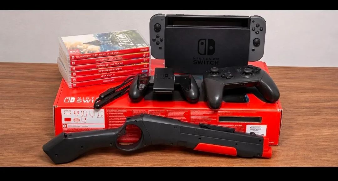 Nintendo Switch + 9 jogos + acessórios - Consoles de Vídeo Game