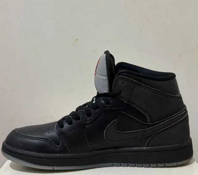 ORIGINAL Nike Air Jordan 1 Mid se Black/White  - Foto 3