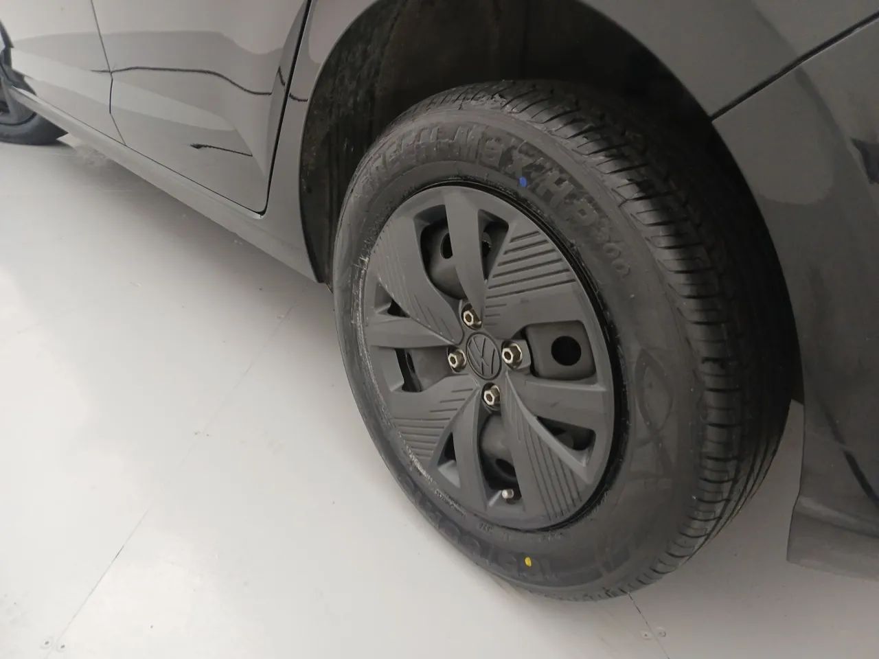 Volkswagen Polo Track 1.0 Flex 12V 5p, foto 12 de 18