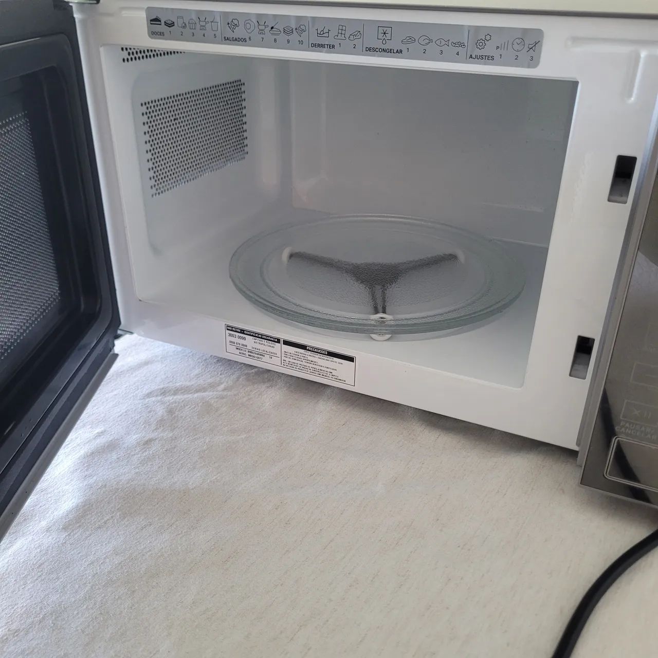 Micro-ondas Inox Brastemp 20L - Foto 3
