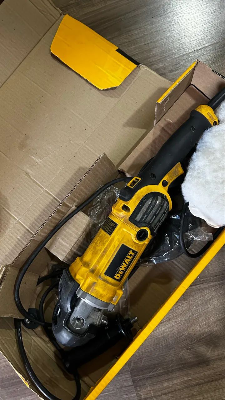 DeWalt Politriz Lixadeira 1250w - 110v - Foto 2