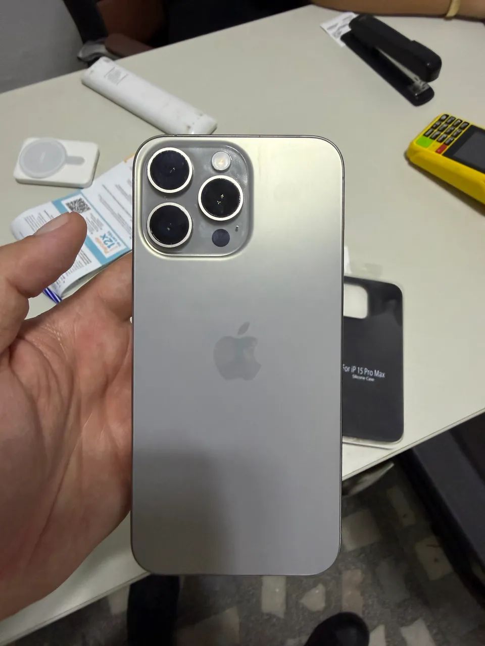 iPhone 15 pro max  - Foto 3