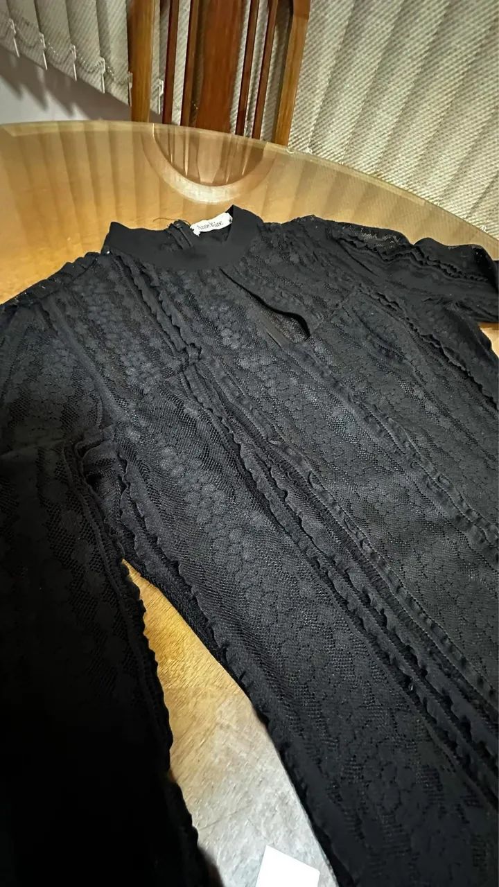 Blusa de renda - Foto 2