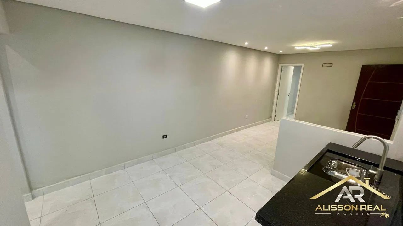 Casa Térrea 03 dormitórios sendo 2 suites e garagem para 2 carros. - Foto 4