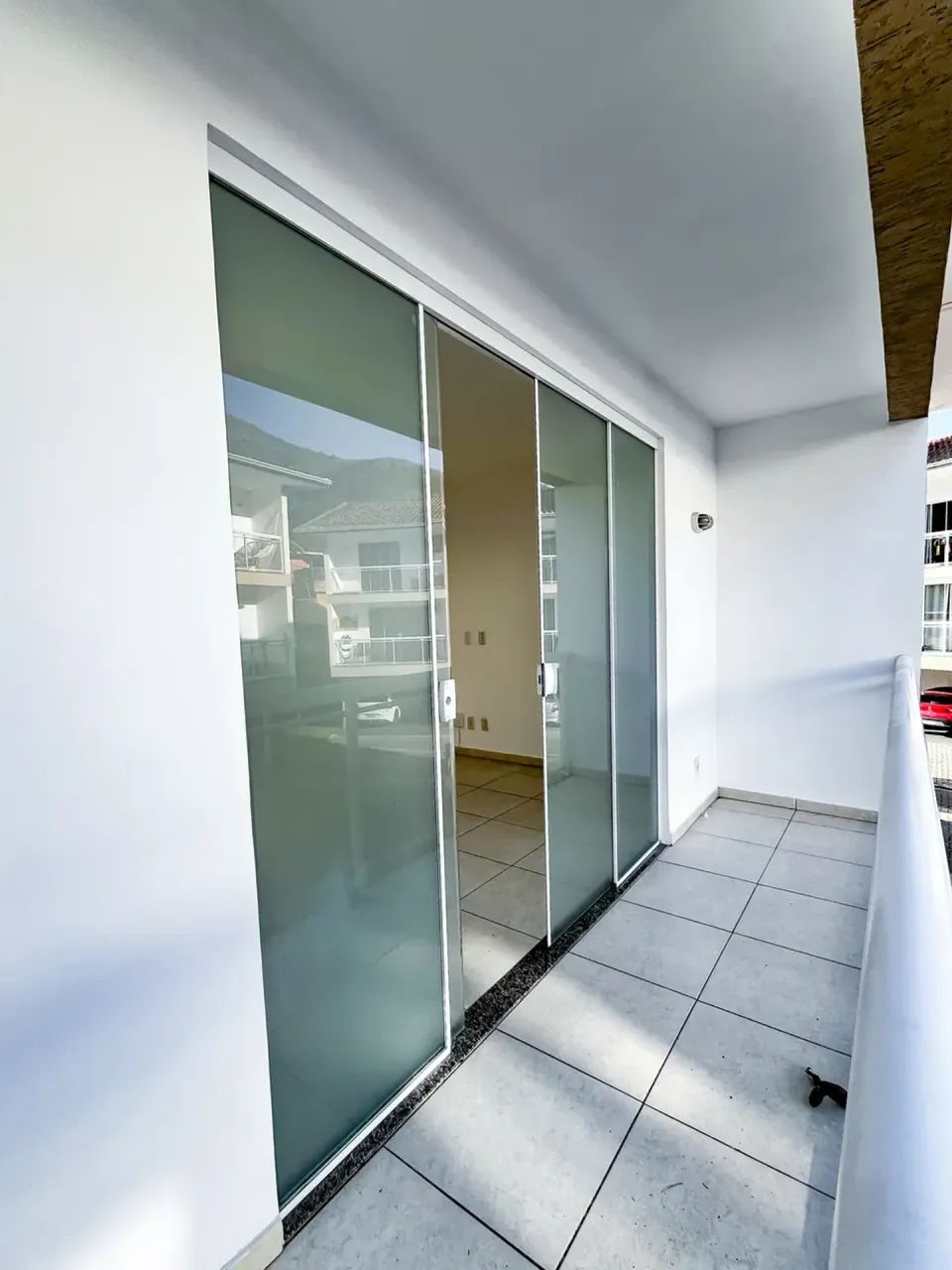 Casa em dois pavimentos em Corrêas - Foto 4