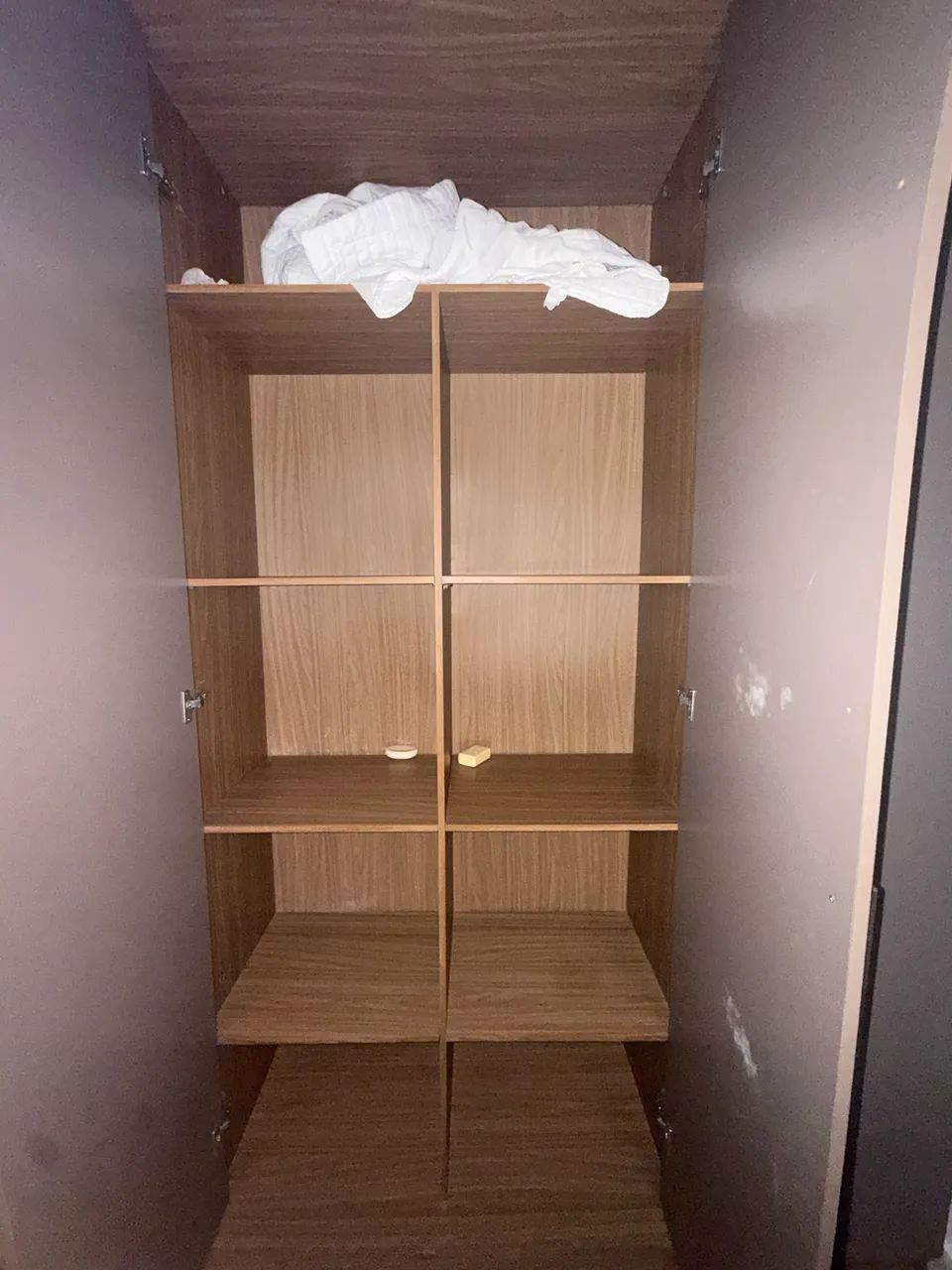 Guarda roupa em excelente estado  - Foto 4