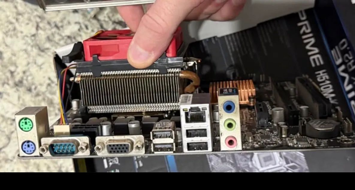 Kit AMD FX6300 + placa mãe AM3+ - Foto 2