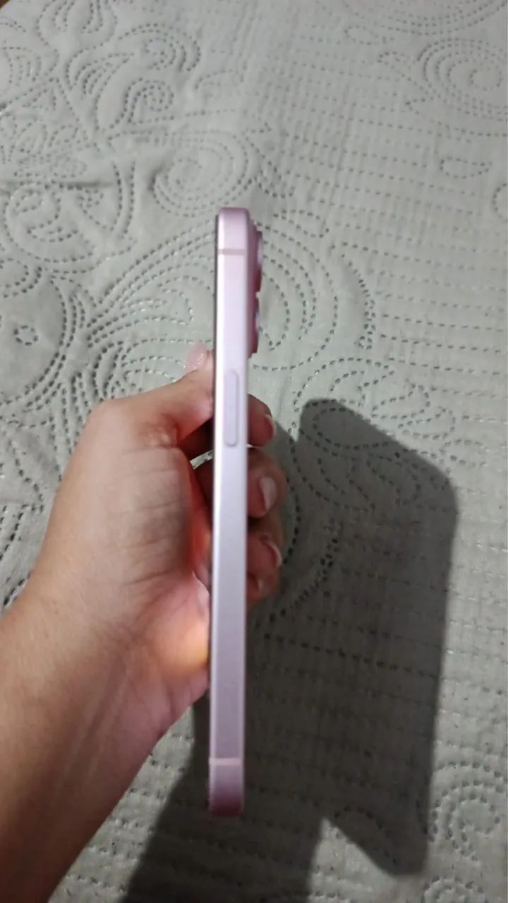 iPhone 15  - Foto 2