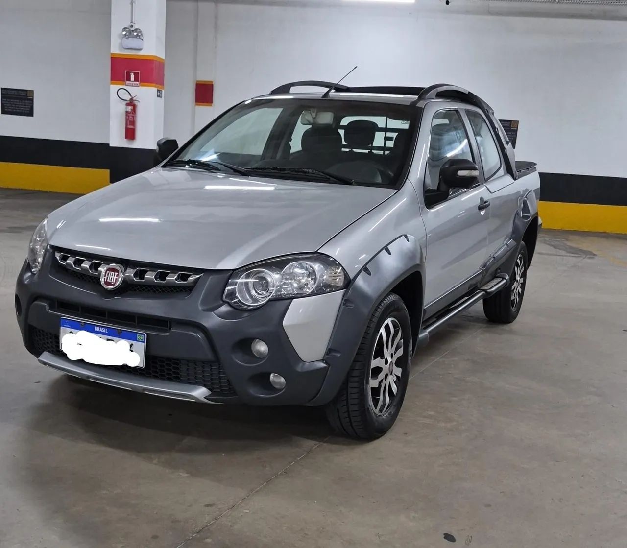 Fiat Strada Adventure 1.8/ 1.8 Locker Flex CE 2013