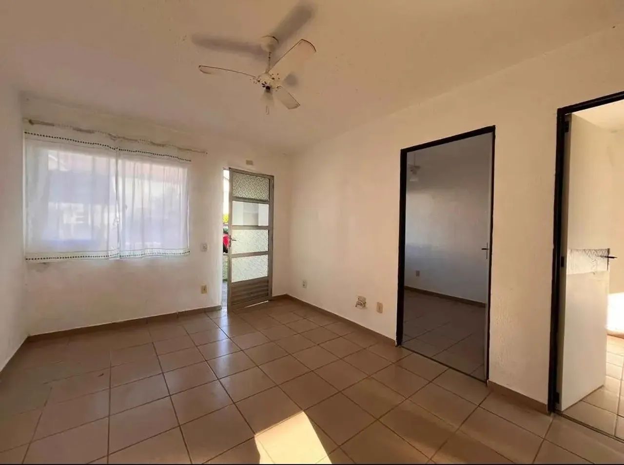 Casa Simples / bairro CIC - Foto 3