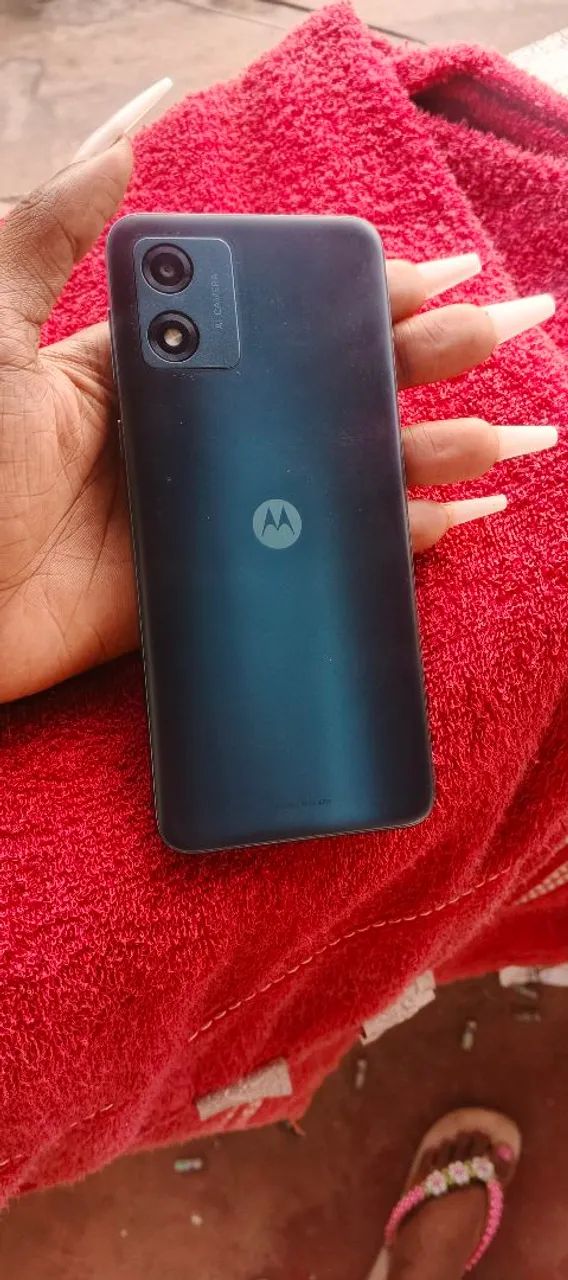 Moto G E13 