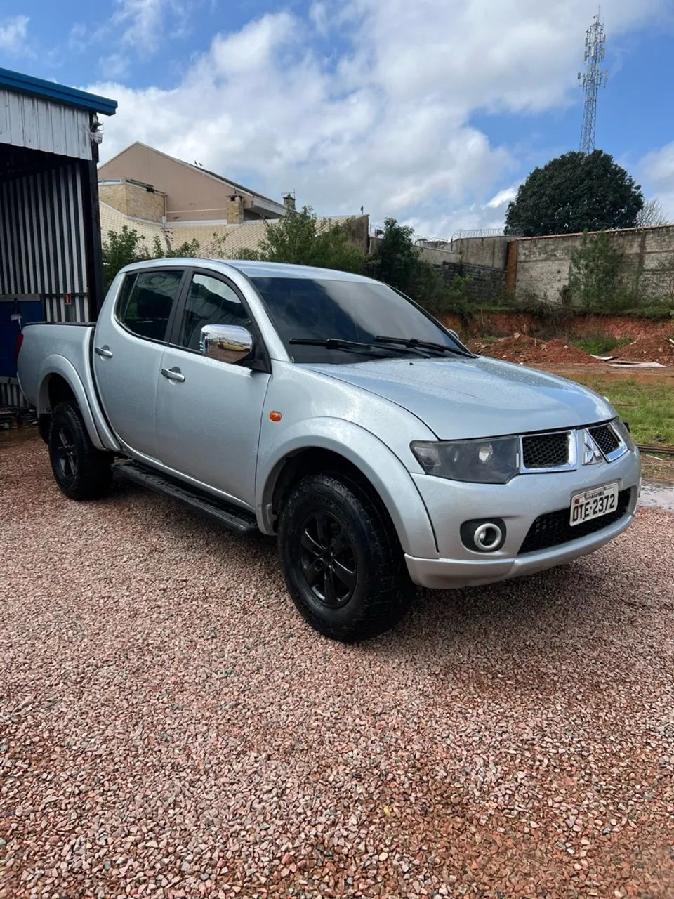 Mitsubishi L200 EVOLUTION 3.2 4X4 TB INT. DIESEL 2013