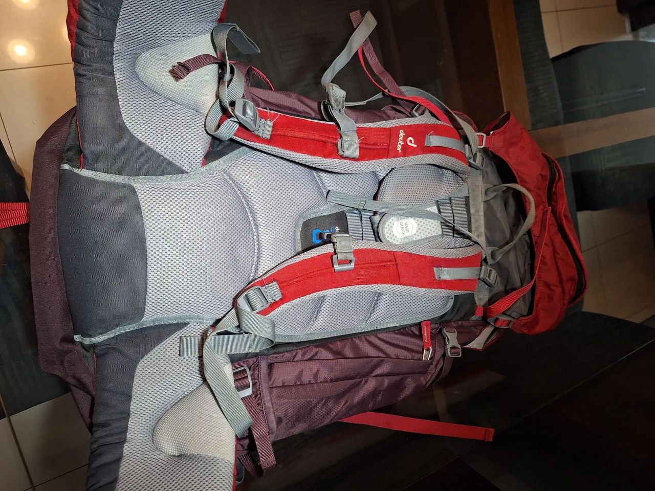 Mochila Cargueira Deuter Feminina Alpamayo SL 50 + 10L - Foto 3