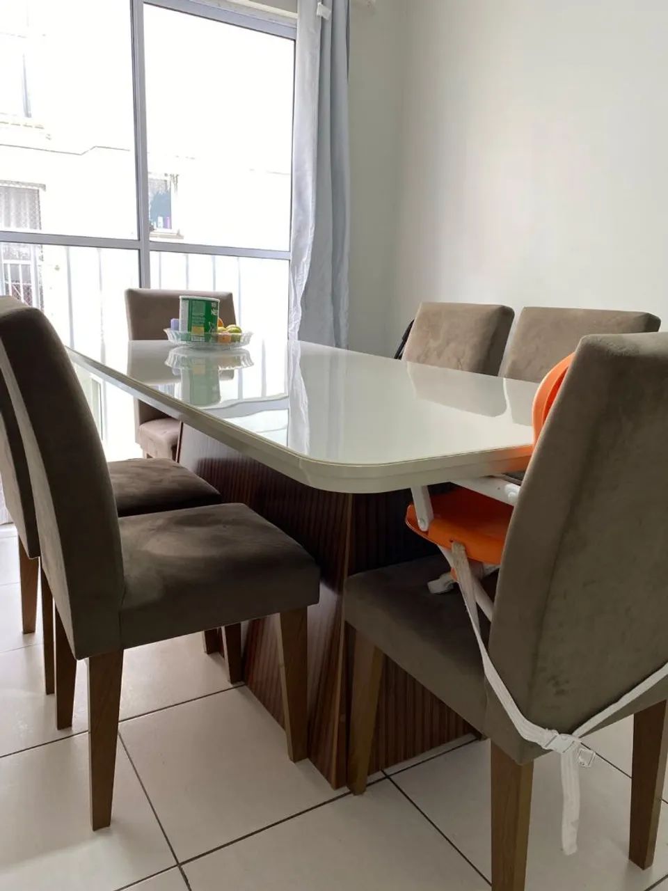 Mesa tampo de vidro com 6 cadeiras - Foto 3
