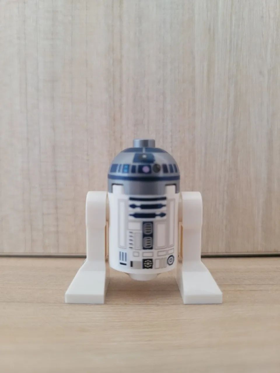 Lego R2-D2