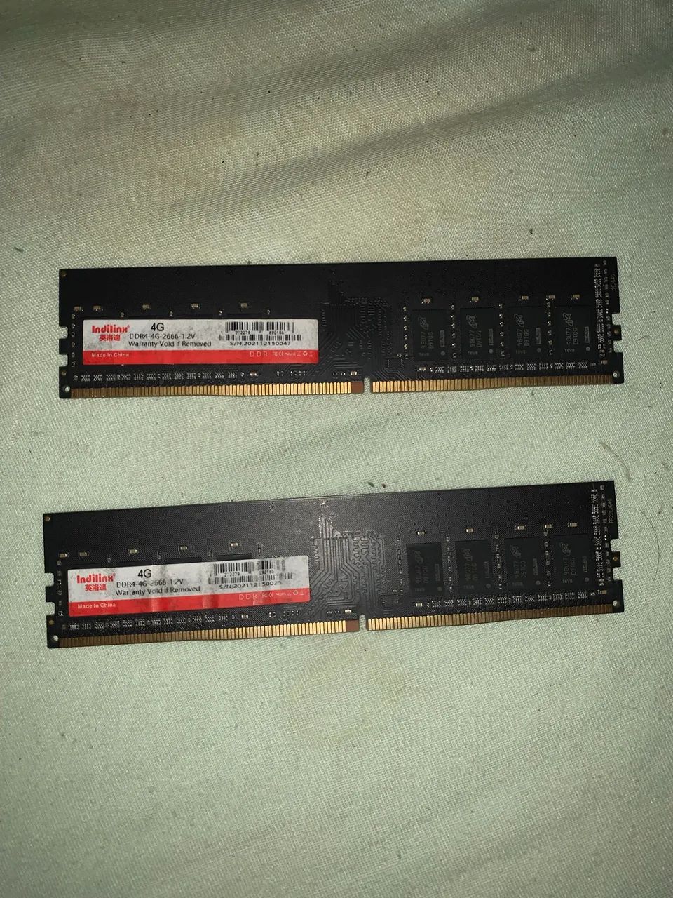 vendo 2 pentes de 4 gb ddr4 funcionando perfeitamente 