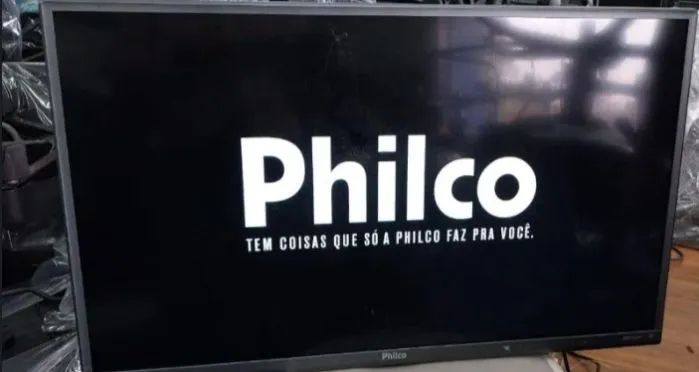 Tv smart Philco 32 excelente 