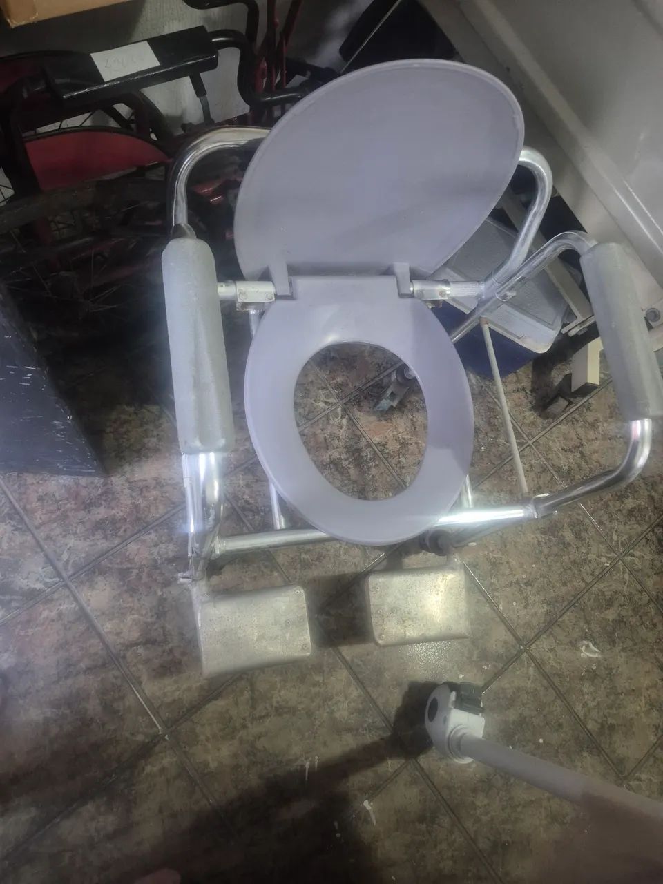 Cadeira higiênica  aluminium