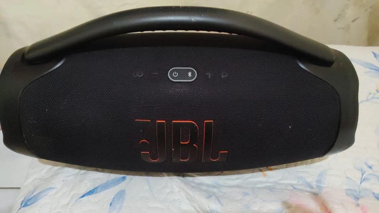 JBL boombox 3