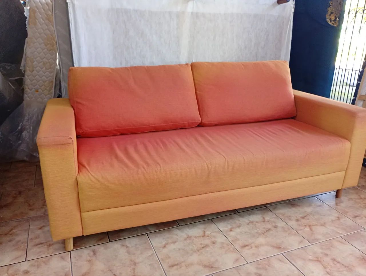 Sofá Tok estok tecido linho  - Foto 3