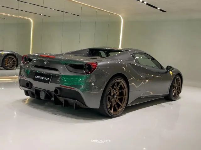 Ferrari 488 Spider 3.9 V8 670cv, foto 6 de 20
