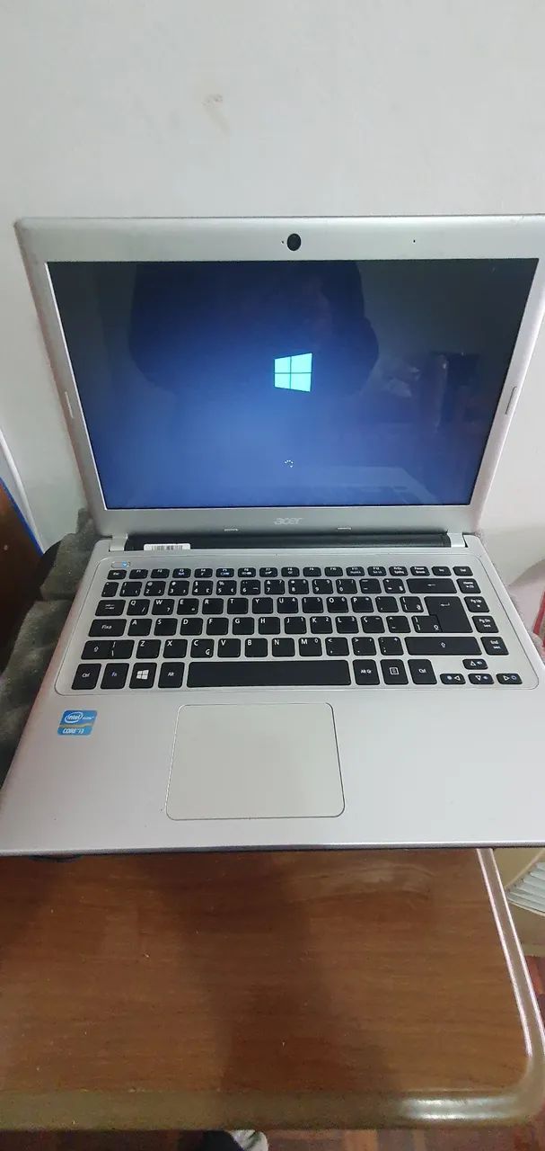 Acer i3 ssd 512 8gb de memoria 