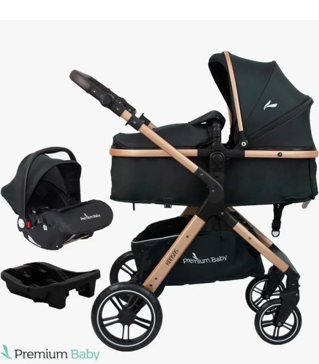 Carrinho de bebê com bebê conforto 