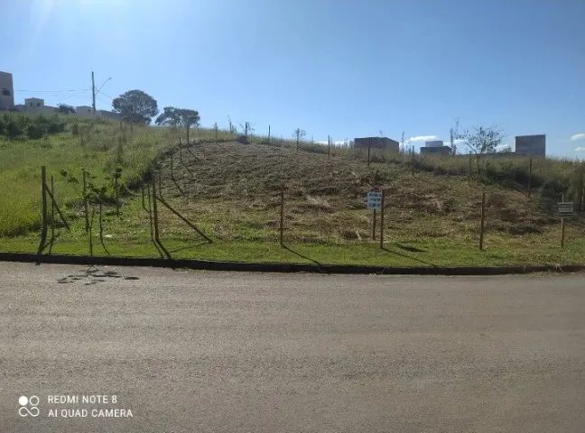 Lote no Jardim Buritis com 312,8m²