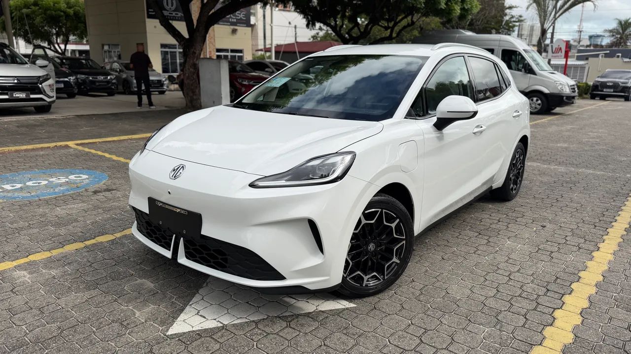 MG 4 Luxury 2027