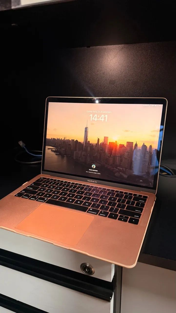 MacBook Air 2019 13pol. (rose gold) - Foto 2