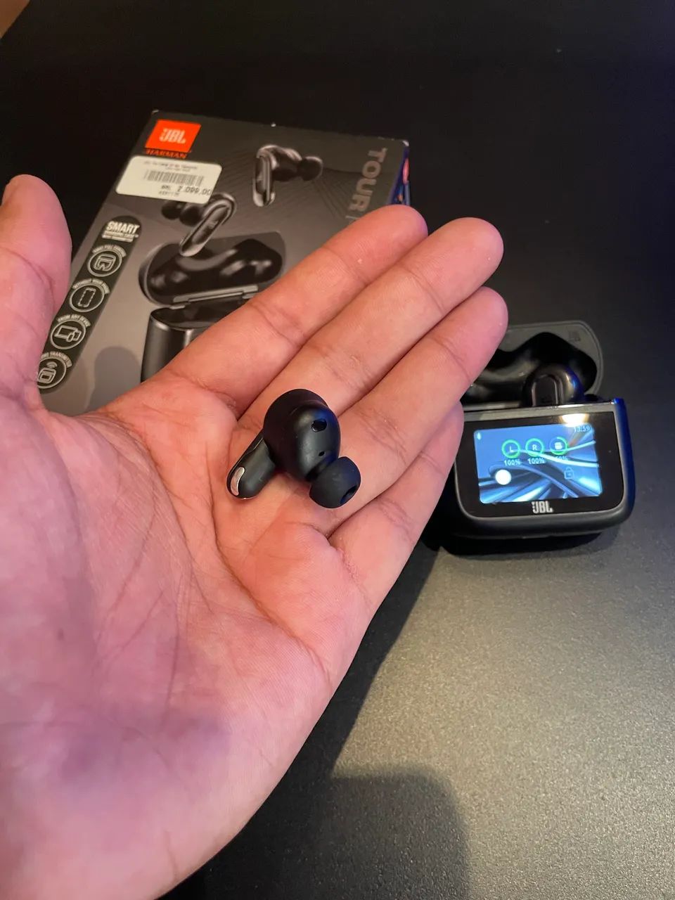 Fone Bluetooth JBL Tour Pro 3 com Smart Case Touch - Completo na Caixa - Foto 2
