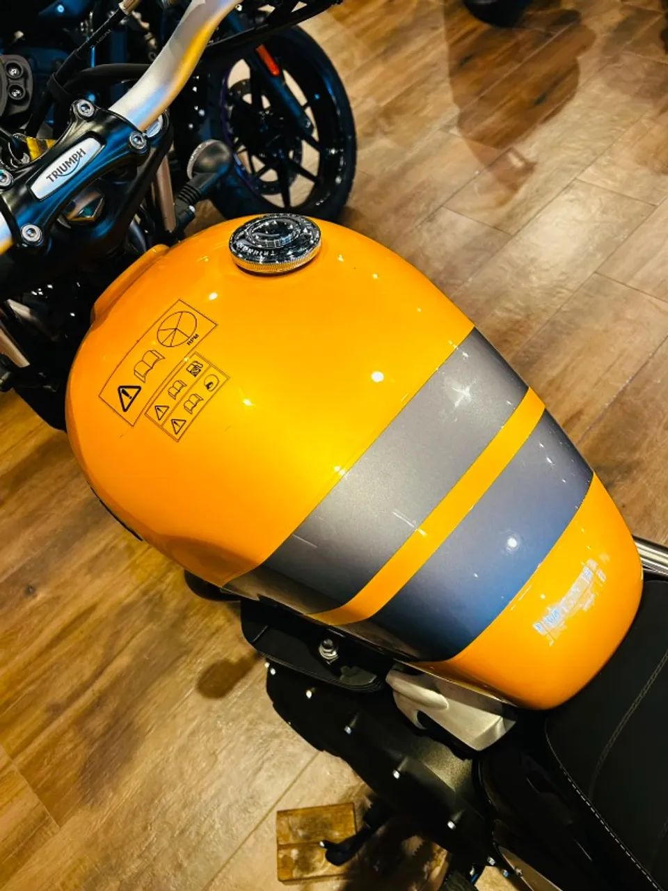 SCRAMBLER 900 2024 - Foto 3