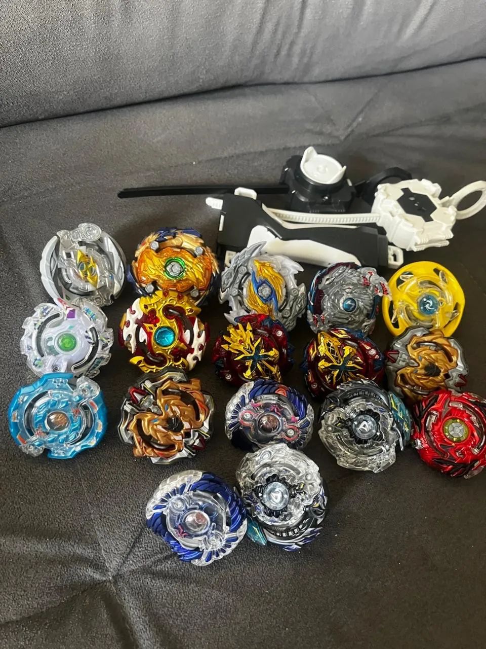 Beyblades Burst Takara Tomy - Foto 3