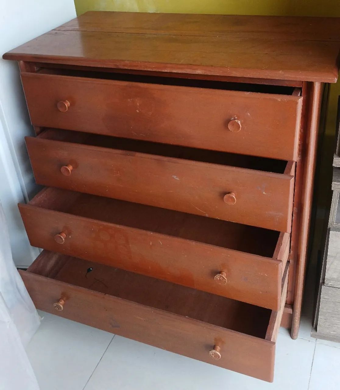 Cômoda usada. Faço a entrega *  - Foto 2