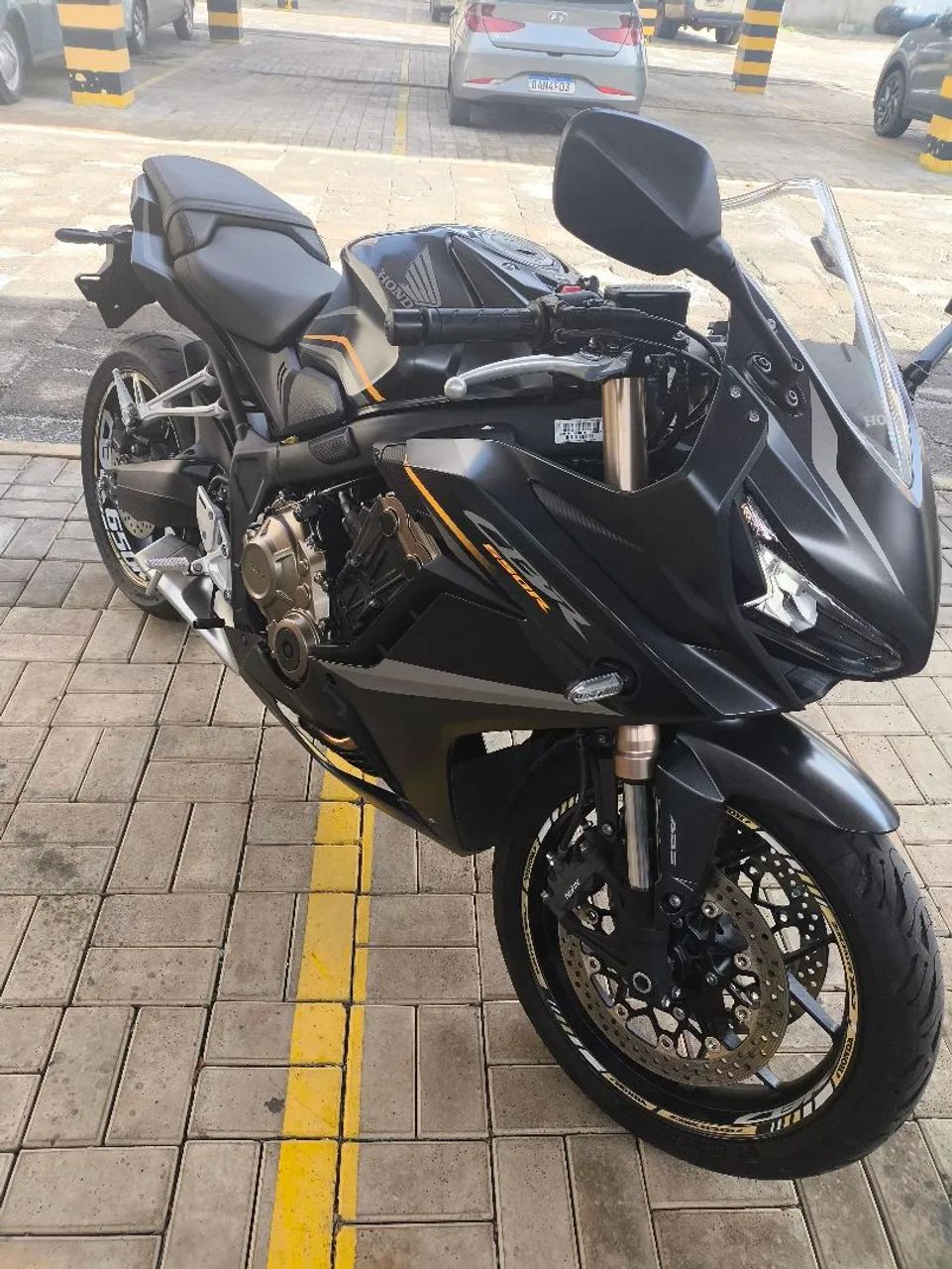 Honda CBR 650R