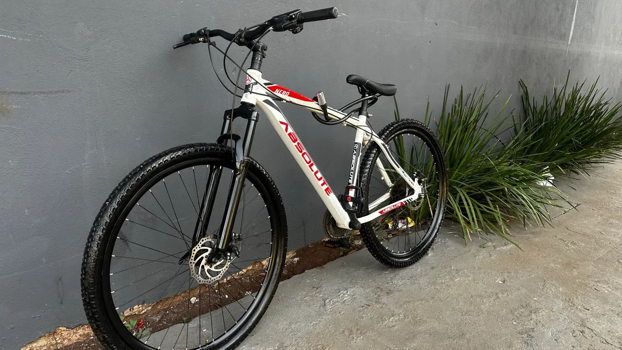 Bicicleta Absolute aro 29