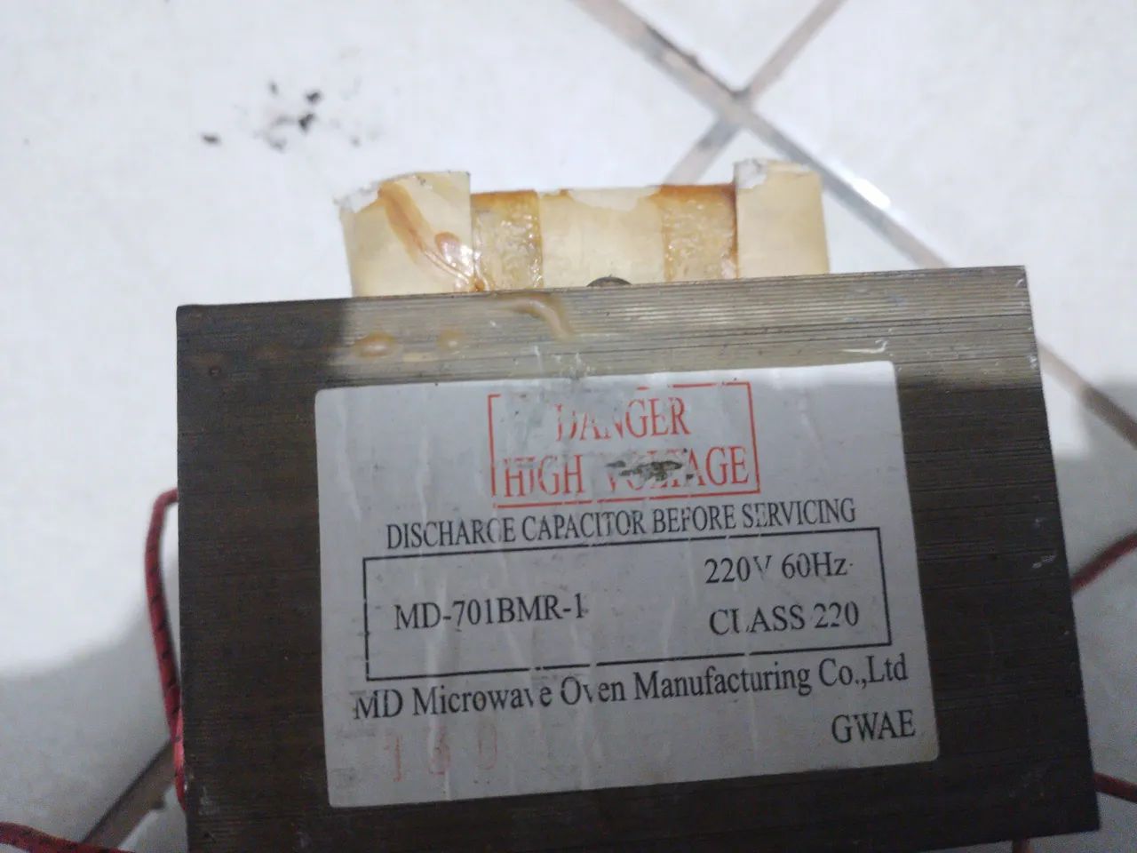 Trasformador de micro-ondas 220 V só 40 reais  - Foto 5