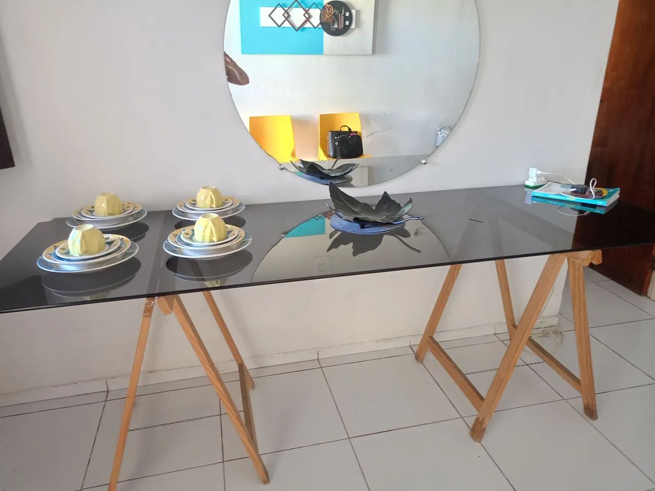 Mesa de vidro para 6 cadeiras
