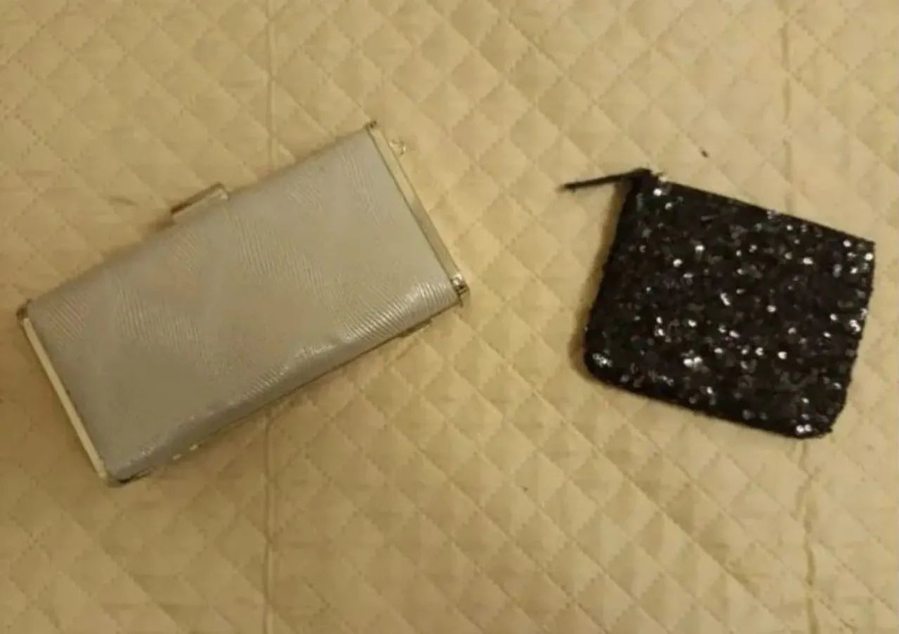 Vestido e bolsas  - Foto 2