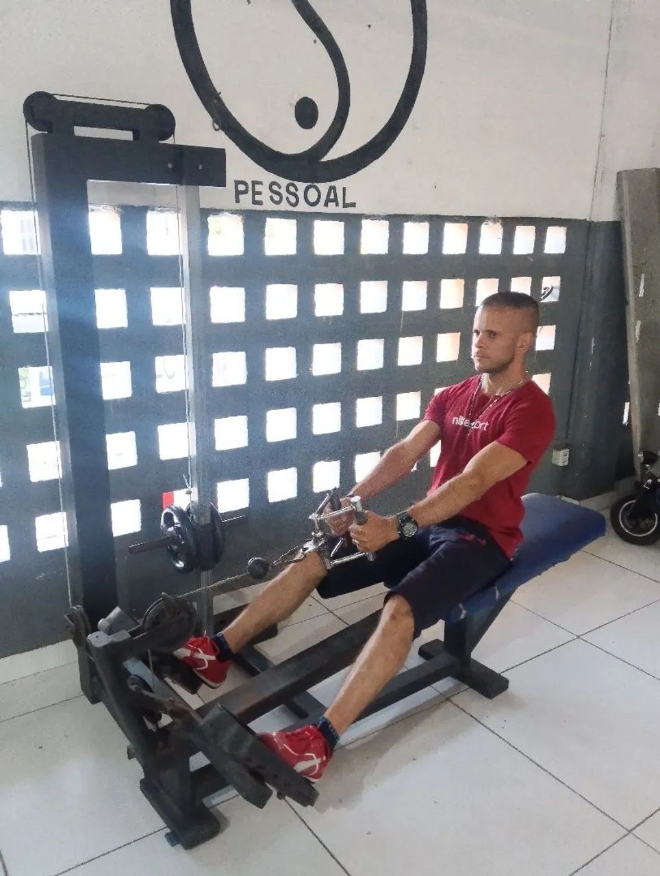 Máquina de academia  - Foto 2