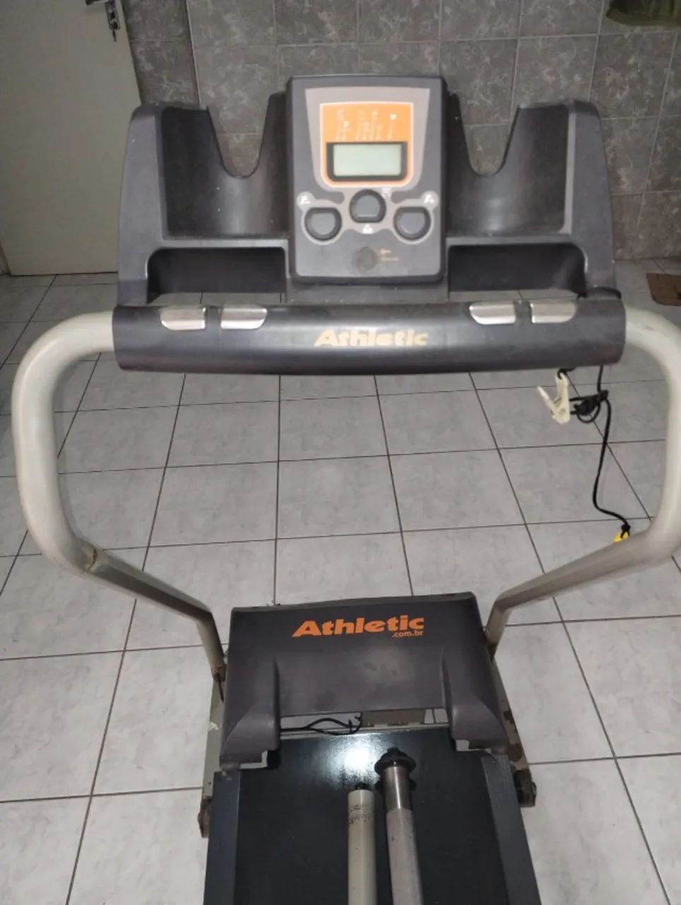 Esteira Érgometrica Athletic Trenee 8 EE