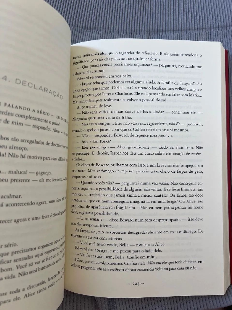 Livro da saga Crepúsculo: eclipse - Foto 3