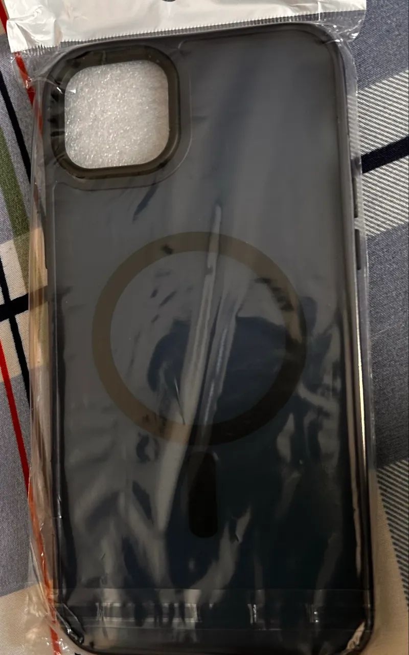 5 capas para iPhone 14 Plus = R$70,00 - Foto 4