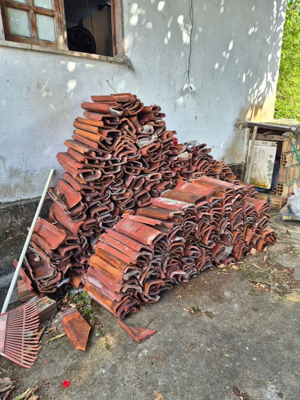 Telhas de barro antigas