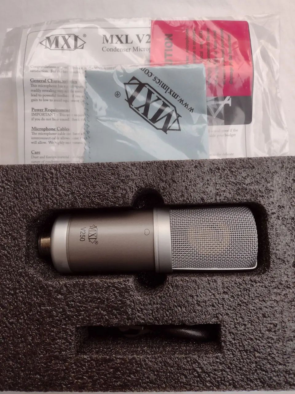 Microfone condensador MXL V250