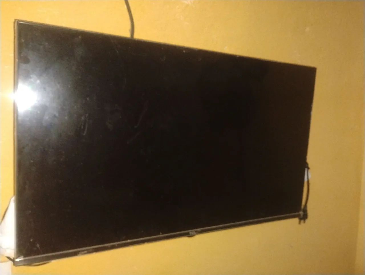 Tv TCL 32 polegadas semi nova