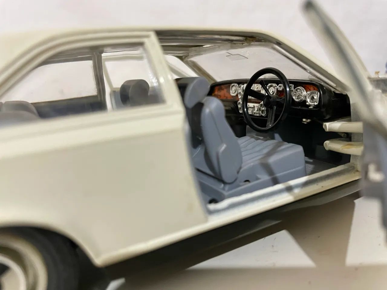 Miniatura Rolls Royce Bburago 1:22 - Foto 4